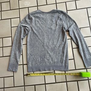 Lululemon swiftly relaxed long sleeve shirt light blue and crème